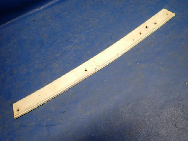 77504-05 Piper - Sill - Cockpit Door Right